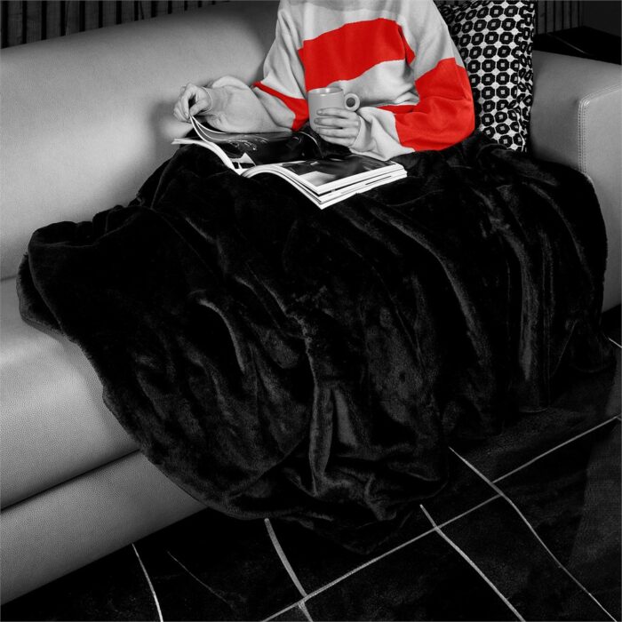 Alex Varga Palazzo Faux Fur Fleece Blanket - Image 5