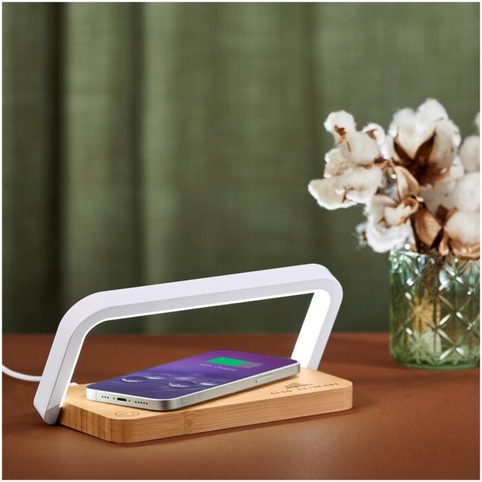 Okiyo Yoru Bamboo Wireless Charger & Night Light - Image 11