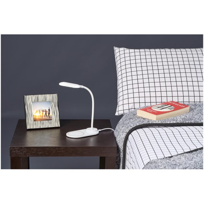 Swiss Cougar Doha Wireless Charger & Desk Lamp - Image 4
