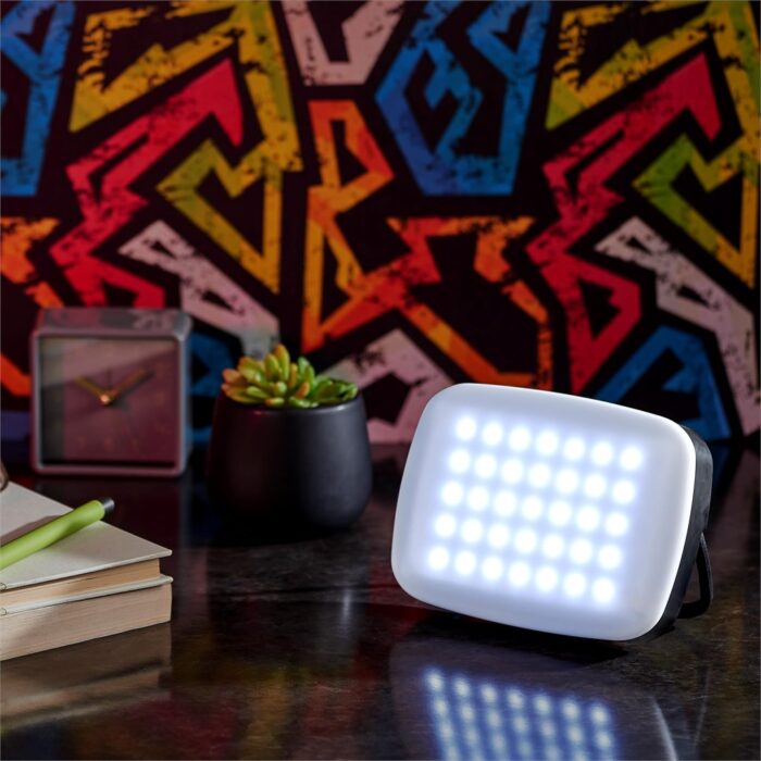 Swiss Cougar Tromso Lantern Power Bank - 10,000mAh - Image 26