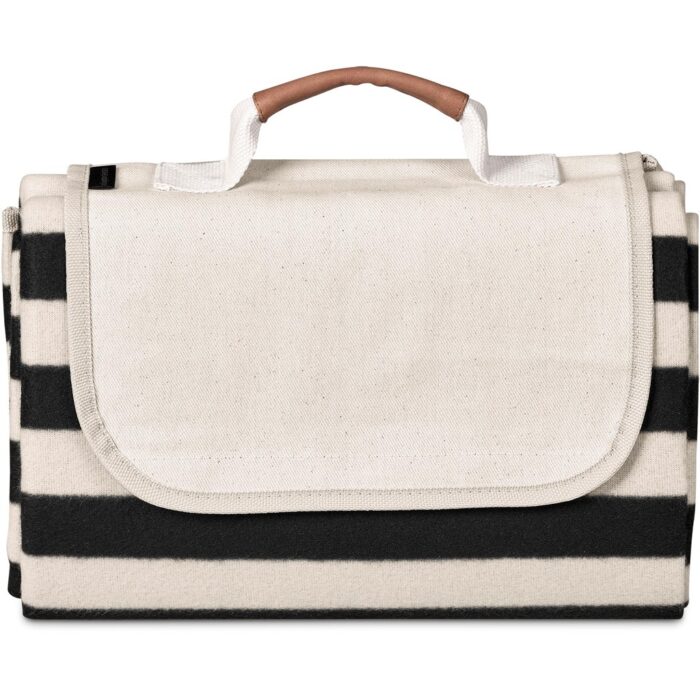 Serendipio Brookhill Picnic Blanket - Image 7